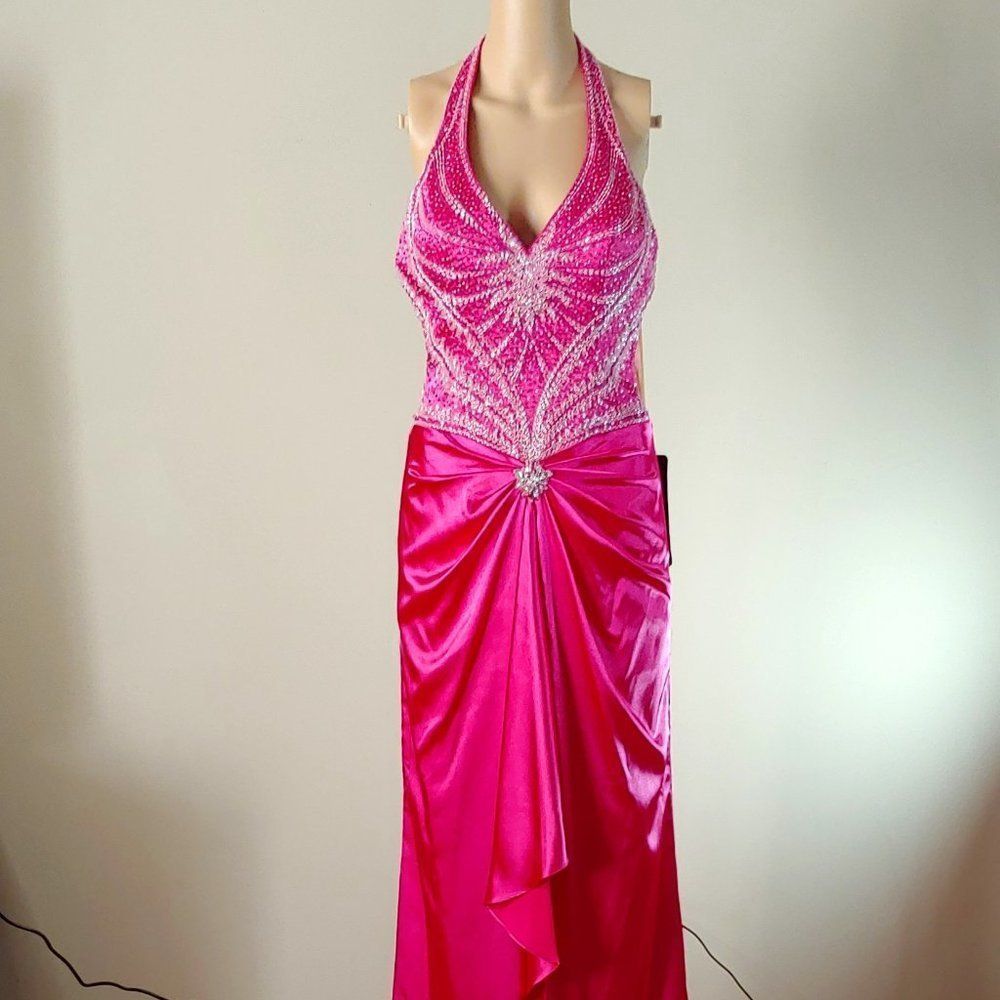 NWT Joli Prom Sexy Sequined Gown in Fuchsia Size 6